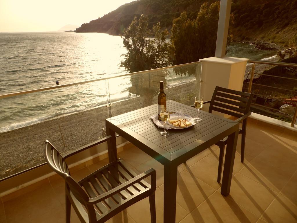 Villa Thalassa Paralia Sergoulas Exterior photo