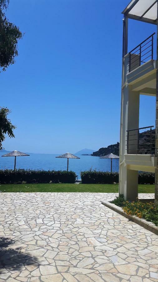 Villa Thalassa Paralia Sergoulas Exterior photo